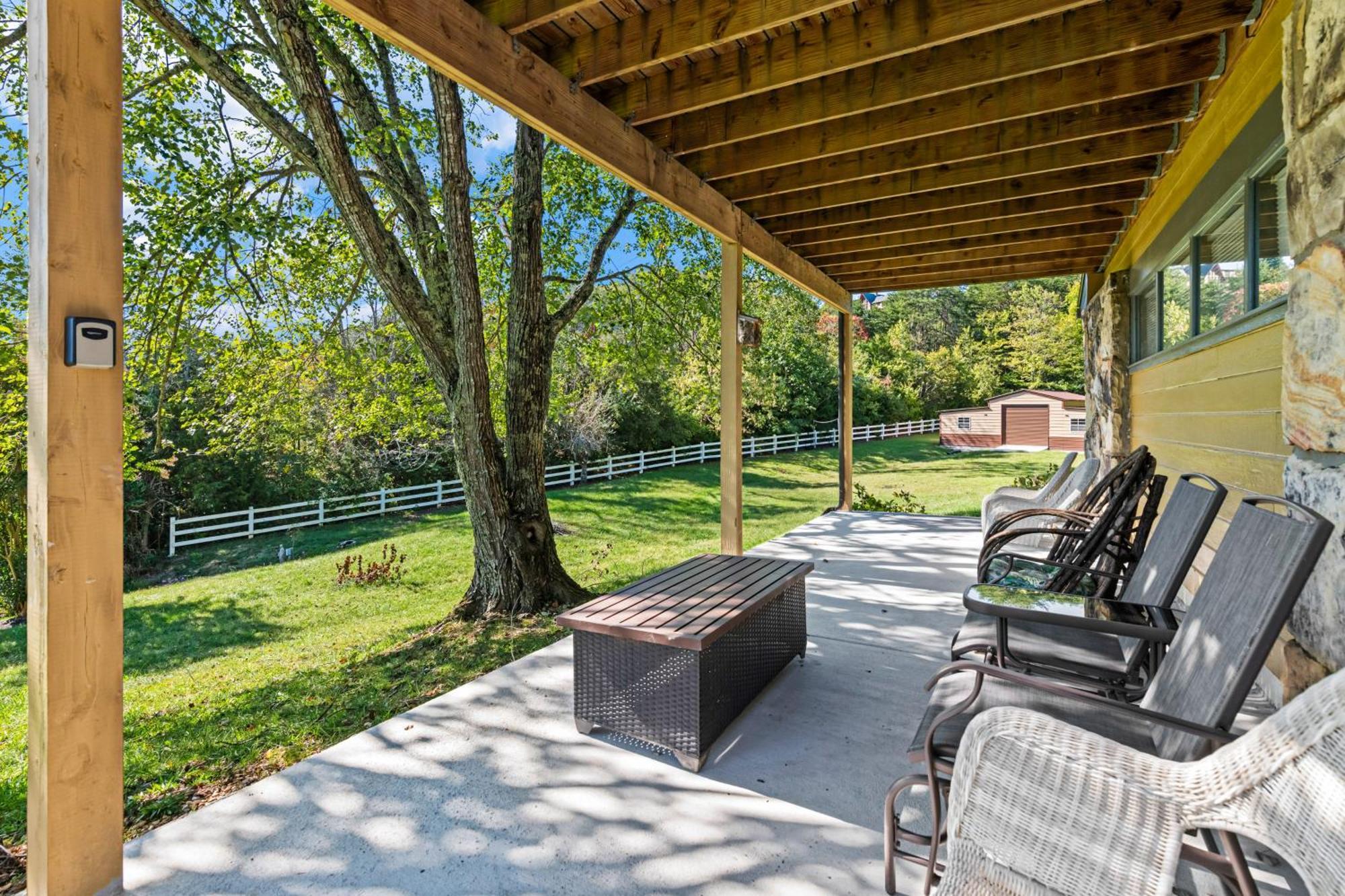 Villa Haven On The Pond à Pigeon Forge Extérieur photo