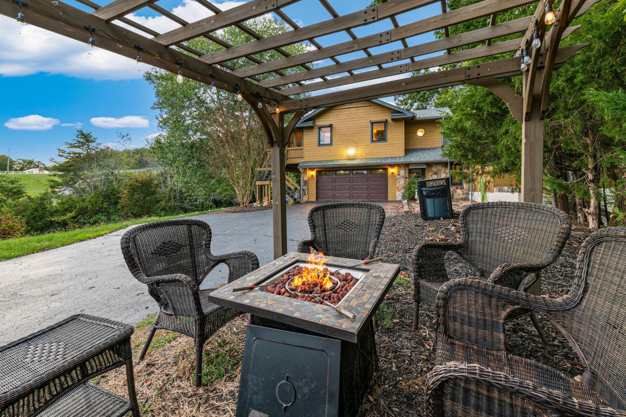 Villa Haven On The Pond à Pigeon Forge Extérieur photo